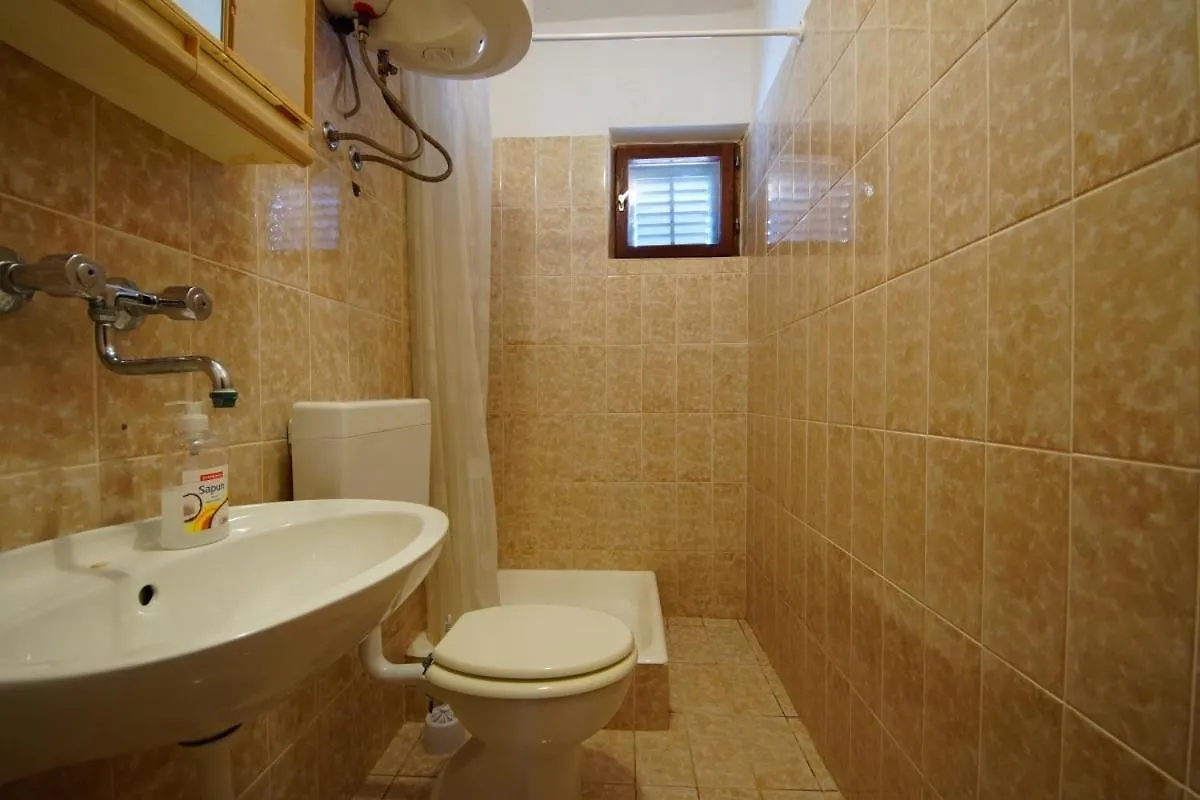 Apartments With A Parking Space Povljana, Pag - 18177